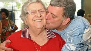 Imagem Atriz Hilda Rebello, mãe do diretor Jorge Fernando, morre aos 95 anos