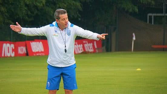 Técnico Argel Fucks renovou com o CSA até dezembro de 2020 | Matheus Pimenta / Ascom CSA