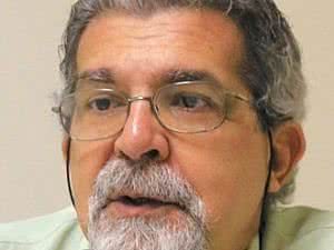 Imagem Médico infectologista Celso Tavares morre aos 67 anos