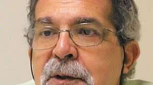 Imagem Médico infectologista Celso Tavares morre aos 67 anos