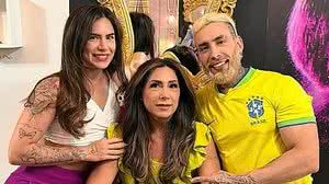 (Da esquerda para a direita) Djidja Cardoso, ex-sinhazinha do Boi Garantido, Cleusimar Cardoso e Ademar Cardoso | Reprodução / Redes sociais