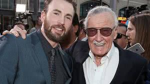 Chris Evans e Stan Lee na cerimônia de estreia do filme Capitão América: Guerra Civil no Teatro Dolby em Los Angeles, Califórnia | Matt Sayles/Invision/AP