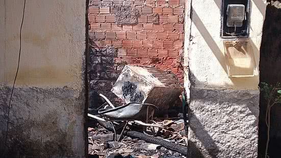 Imagem Incêndio destrói residência e assusta moradores em São Luís do Quitunde