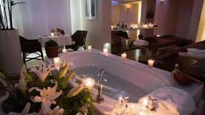 Mulher diz que engravidou sozinha em banheira e marido decide processar hotel | Foto: Orient-Express/Divulgação