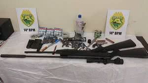 Material apreendido na casa do adolescente | PM-PR/Divulgação