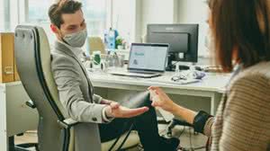 Imagem Uma em cada três empresas teve trabalhadores em licença por Covid-19