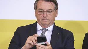 Imagem Pelo Twitter, Bolsonaro critica depredações e repudia "acusações sem provas" contra ele