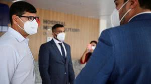 Alexandre Ayres acompanhou o secretário do Ministério da Saúde, coronel Luiz Otavio Franco, durante visita ao HMA | Foto: Felipe Chargel