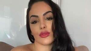 Imagem Grávida, ex critica jogador do Palmeiras e diz que ele fugiu do casório