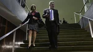 Imagem Gilmar Mendes manda soltar Anthony e Rosinha Garotinho