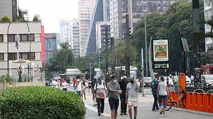 Imagem Covid-19: Brasil tem 423,2 mil mortes e 15,2 milhões de casos