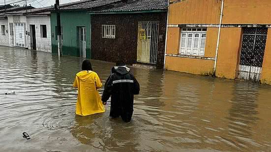 Chuvas causaram transtornos para moradores de Penedo | Reprodução
