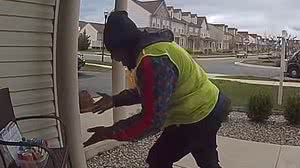 Imagem Mulher deixa lanches para entregadores na porta de casa e gentileza viraliza