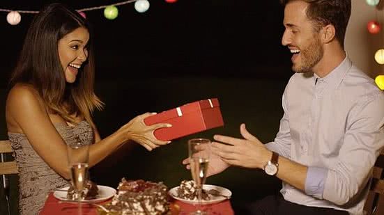 Imagem Quatro dicas de presentes de Natal para apimentar relação no fim de ano