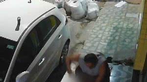 A mulher realizou um B.O, mas até o momento o suspeito não foi localizado | Reprodução