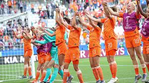 Imagem Holanda vence Canadá e lidera o Grupo E da Copa feminina; Camarões segue na competição