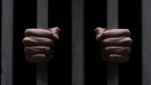 Imagem Operação prende três pessoas foragidas por roubo, homicídio e estupro no Sertão