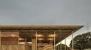 A escola Aldeia das Crianças, unidade da Fundação Brasdesco em Canuanã, no Tocantins, projetada pelos arquitetos Aleph Zero e Rosenbaum, ganha o Prêmio Internacional RIBA 2018 | Leonardo Finotti