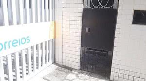 Portão foi forçado e utilizado para acessar o interior do estacionamento | Cortesia ao TNH1