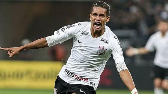 Pedrinho é uma das joias do Corinthians | Ale Cabral / AGIF / Estadão Conteúdo