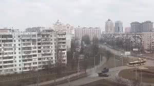 Kiev é uma das cidades ucranianas atingidas pela guerra | Reprodução/Youtube