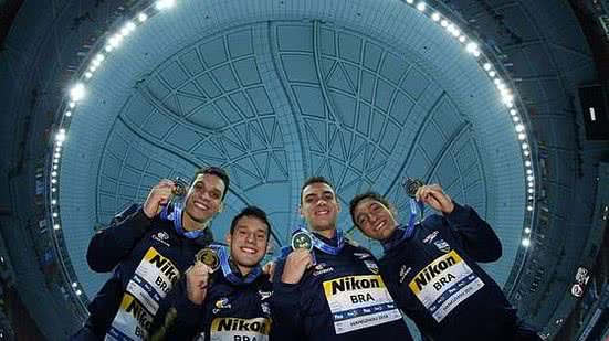 Equipe brasileira conquista a medalha de ouro no revezamento 4x200m livre | Satiro Sodré/SSPress/CBDA/Divulgação