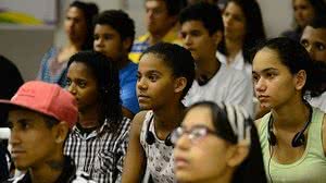 Entre as pessoas de 18 a 24 anos, houve retração de 1,3% na taxa de ocupação no trimestre móvel | Fernando Frazão/Agência Brasil