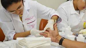 Os testes rápidos fazem parte de um conjunto de ações em alusão ao Dezembro Vermelho, mês de luta contra o HIV/AIDS | Ana Paula Tenório