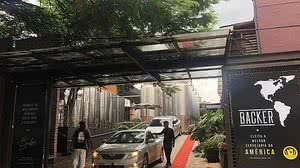 Polícia Civil esteve na Fábrica da Backer na tarde de quinta-feira, 09 | Uarlen Valério/O Tempo