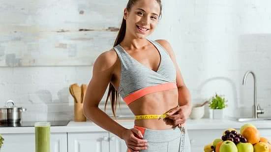 As duas dicas são simples e rápidas para a perda saudável de gorduras | Foto: Reprodução/Shutterstock