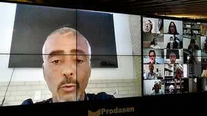 Autor da proposta, o senador Romário (Podemos-RJ) afirma que os serviços de saúde devem atender a todos de forma igualitária | Leopoldo Silva / Agência Senado