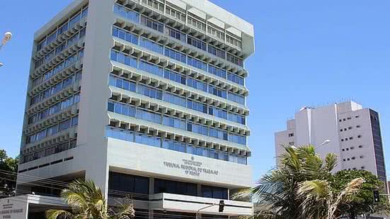 Imagem TRT/AL divulga edital para credenciamento de peritos, tradutores e intérpretes