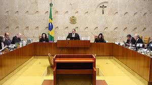 Sessão no supremo/Ilustração | Reprodução