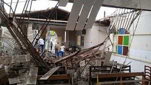 Imagem Vídeo: após fortes chuvas, parte de igreja desaba em Flexeiras