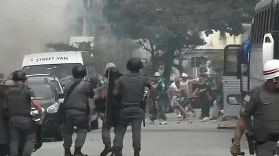 Os dois times se enfrentaram ontem (17) no estádio da Vila Belmiro | Foto: Reprodução