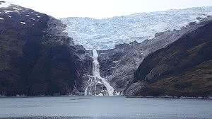 Imagem Navio Almirante Maximiano parte rumo à Antártica