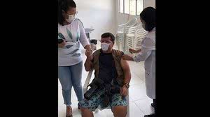 Fotógrafo furou fila da vacina contra a Covid-19 | Foto: Reprodução