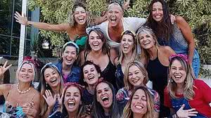 Xuxa reúne time de ex-paquitas para amigo secreto | Reprodução/Instagram