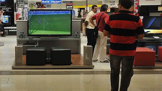 Imagem Homens ganhavam, em 2021, 16,3% a mais que mulheres, diz pesquisa