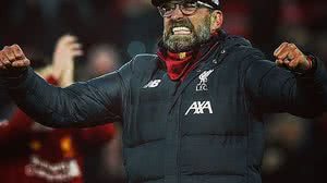 Imagem Liverpool vence clássico, abre 16 pontos na ponta e fica perto do titulo