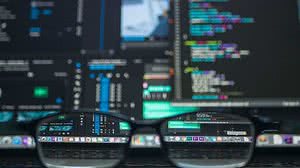 O que faz um desenvolvedor web? | Kevin Ku / Unsplash