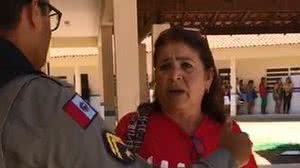 Imagem PT vai entrar com ação contra PMs que teriam intimidado eleitores com a camisa de Lula; veja vídeo