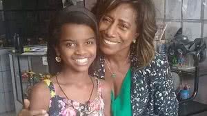 Imagem Por onde anda Mirella, a repórter mirim que queria ser Glória Maria