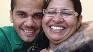 Daniel Alves e a mãe, Lúcia Alves | Reprodução / Redes sociais