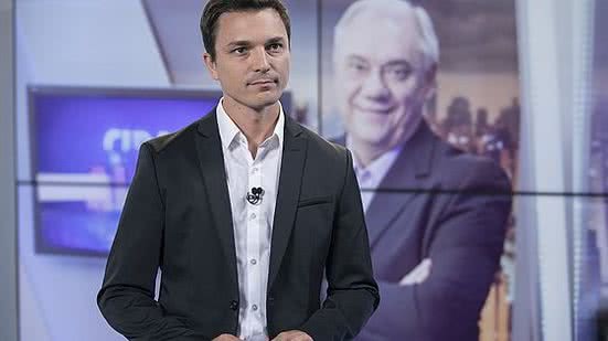 Diego Esteves no estúdio do Alerta | Edu Moraes/Record TV