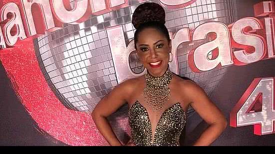 Imagem Valeria Valenssa é eliminada do reality Dancing Brasil