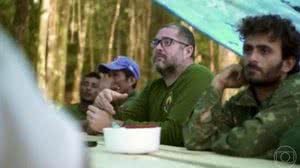 O indigenista Bruno Pereira, de óculos | Foto: Reprodução/Rede Globo