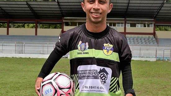 Fabrisio Ferreira, 28, é árbitro de futebol no Amapá e sonha em chegar ao quadro da CBF | Facebook / Fabrisio Ferreira
