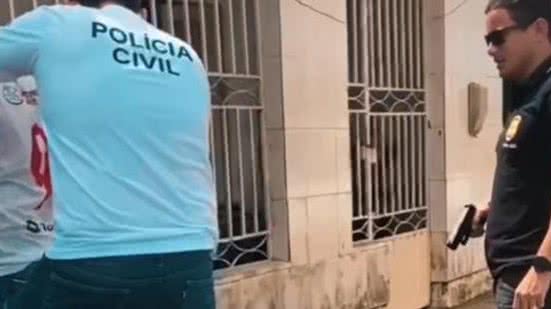 Polícia Civil captura foragido acusado de estupro em Murici | Foto: Cortesia / Ascom PC