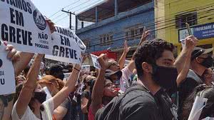 Funcionários da Proguaru durante protesto realizado em setembro | Divulgação / Sindicato dos Trabalhadores na Administração Pública Municipal de Guarulhos
